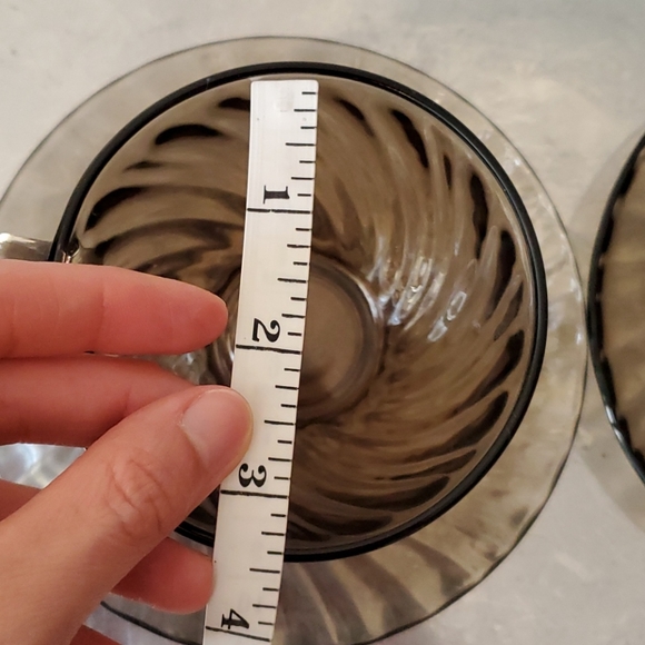 Arcoroc smoked glass tea cups and saucers set of 2 - Picture 3 of 8